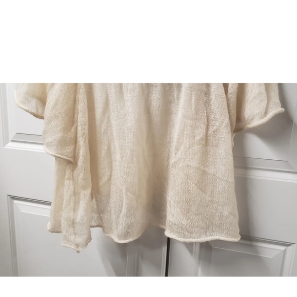 Free People Lock Lomand Women's Sweater Size: Medium Flutter Sleeve - Picture 4 of 12